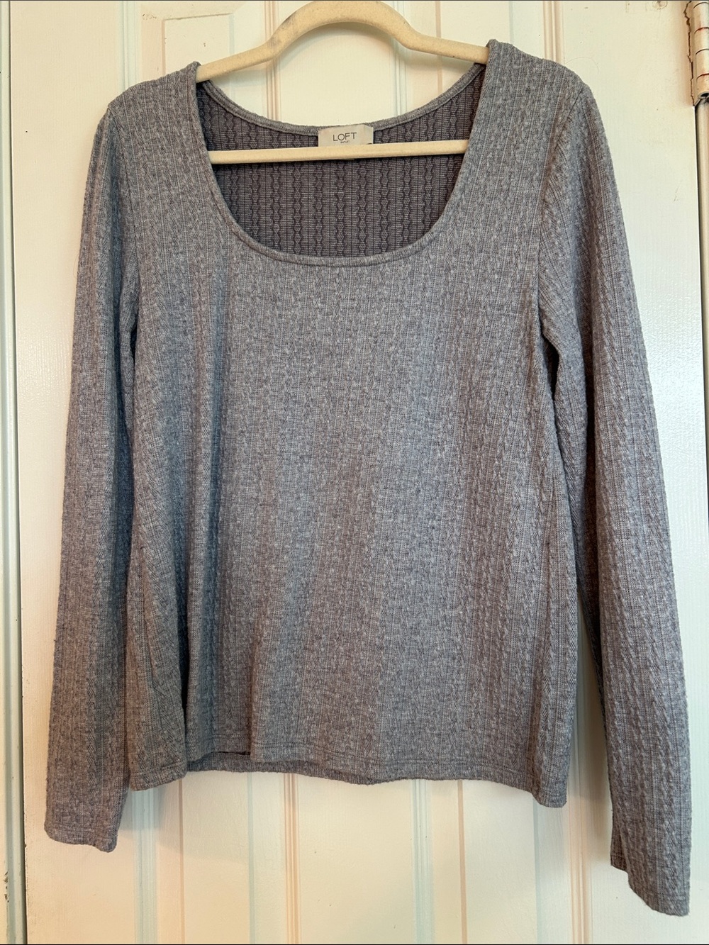 LOFT Scoop Neck Ribbed Long Sleeve Sweater in Heather Gray